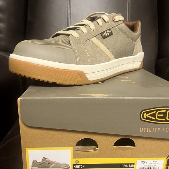 Keen Gray and Gray Sneakers with Suede Upper & (Carbon Toe) Safety Shoe - Picture 3 of 5